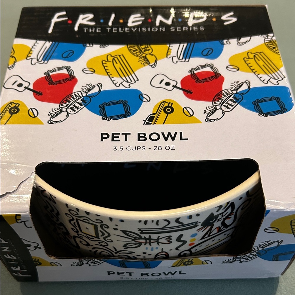 FRIENDS Abstract Design Pet Bowl NIB